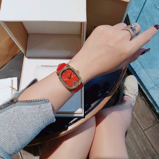 ĐỒNG HỒ VVERSACE DA NỮ ĐỎ CAO CẤP SALE