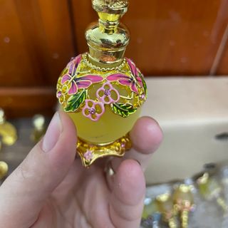 Nước Hoa dubai thiết Kê Hình Bướm