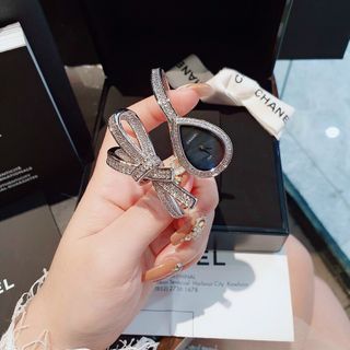 ĐỒNG HỒ TRANG SỨC NƠ NỮ SIÊU CẤP