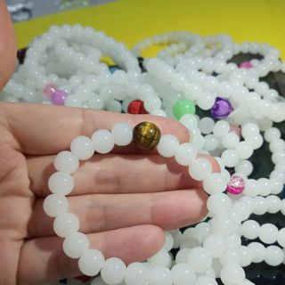 Chuỗi đeo tay đá thạch anh trắng đủ mẫu