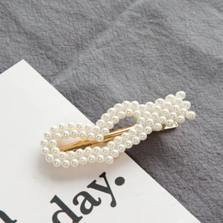 Kẹp tóc đủ mẫu nè