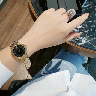 ĐỒNG HỒ VVERSACE NỮ XlNH XlNH