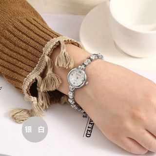 ĐỒNG HỒ LẮC TAY CUGGL