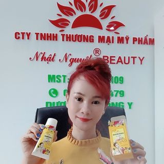 Sữa rửa mặt hương hoa