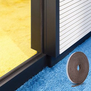 Ron gioăng dải sợi nỉ lông nheo chổi dán chặn kín khe hở 23mm