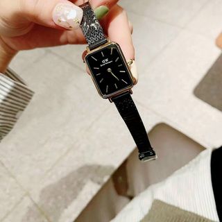 ĐỒNG HỒ D W LƯỚI NỮ NEW HOT HOT
