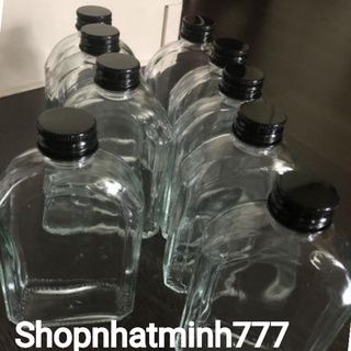 CHAI THỦY TINH DẸT VAI VUÔNG ĐỰNG ĐỒ UỐNG LOẠI 250ML