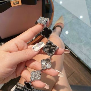ĐỒNG HỒ LẮC VAN CLEEF NỮ