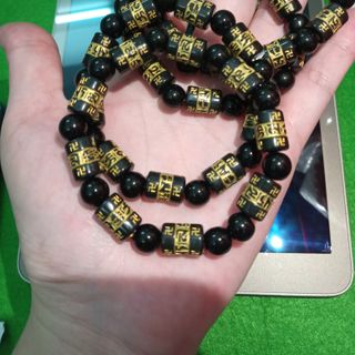 Chuỗi đeo tay đá đen mix hạt chữ