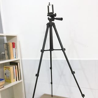 Giá đỡ điện thoại Tripod ( kèm kẹp điện thoại 3 chân)
