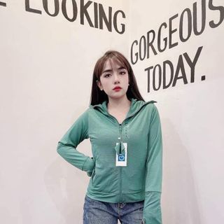 Áo chống nắng nữ dáng ngắn