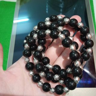 Vòng tay chuỗi đeo tay đá đen đẹp