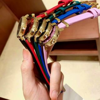 ĐỒNG HỒ VERRSACE DA NỮ HOT HOT XINH