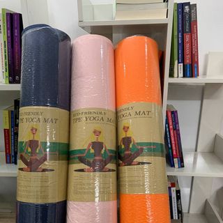 Thảm Yoga Định Tuyến & Không Định Tuyến