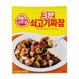 Sốt tương đen thịt bò ăn liền Ottogi (Hộp 200g)