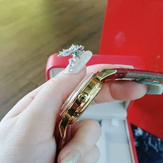 ĐỒNG HỒ OMEGA DÂY DA NAM TRUNG CẤP