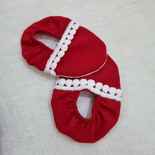 Body đỏ rượu phối cổ trắng quốc dân