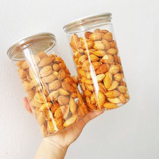 Hạt hạnh nhân rang bơ - Hủ pét 540ml - 300g