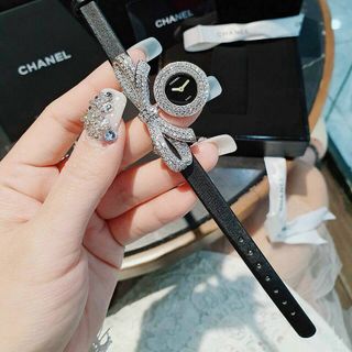 ĐỒNG HỒ TRANG SỨC C.H.A.N.E.L RUBAN SlÊU CẤP