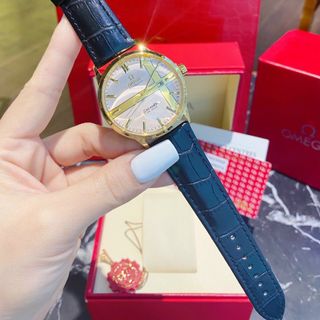 ĐỒNG HỒ OMEGA NEW TRUNG CẤP