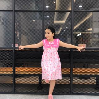 Đàm hoa lá cổ vuông viền cổ đính kèm nơ