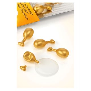 Viên nang tinh chất Isana vitamin Q10 dưỡng da căng bóng giảm nếp nhăn