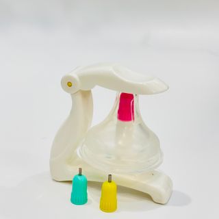 Dập lỗ núm ti bình sữa- đục lỗ núm ti Farlin- bấm lỗ núm ti