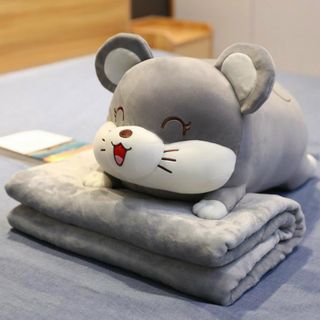 Thú bông kèm chăn