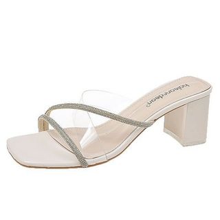 Guốc cao gót 5 phân quai chéo xoàn mê ka trong style xuân hạ