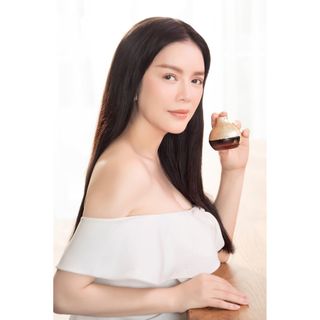 KEM TÁI SINH MAGIC SKIN