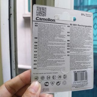 Bộ sạc Pin AA sạc nhanh tự ngắt có màn hình hiển thị