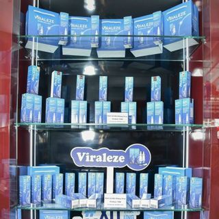 Xịt mũi viraleze