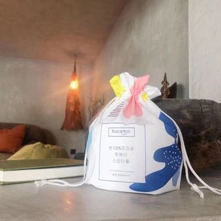 Giấy KissCotton 5trong1 chất dày dặn, phù hợp trong mọi hoàn cảnh , tẩy trang