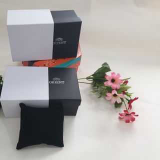 Hộp đồng hồ orient gối nhung