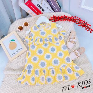 Váy vải thô thêu hoa