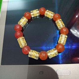 Chuỗi đeo tay vòng tay màu đỏ mix vàng