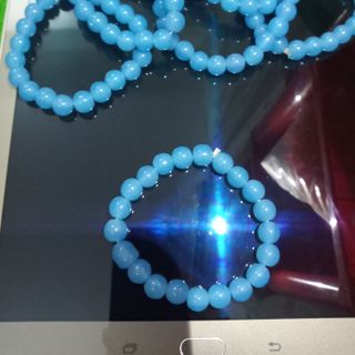 Chuỗi đeo tay mẫu mới 8ly xanh biển