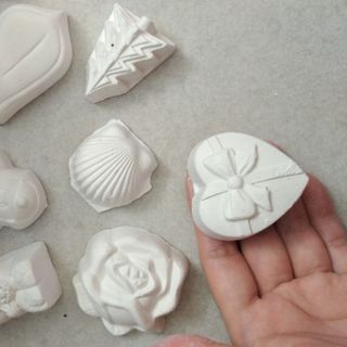 Tượng thạch cao tô màu dễ thương