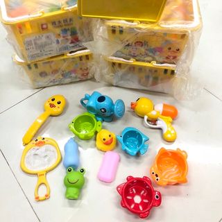 Bộ đồ chơi tắm 12 món cho bé