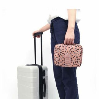 Túi để đồ dùng cá nhân Mono