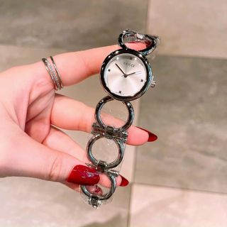 ĐỒNG HỒ GUCCl LẮC NỮ XINH