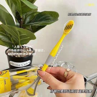 (SIÊU HOT) Bàn chải Vịt vàng G.DUCK kèm cạo lưỡi 2in1 (1 chiếc)