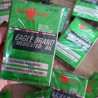 Dầu Gió Nước Xanh 2 Nắp SingarPore Brand Ealge 24ml