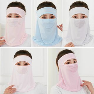 Khẩu trang đi nắng