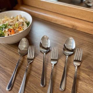 BỘ SET THÌA & DĨA THIÊN NGA ĐẸP NGẤT NGÂY