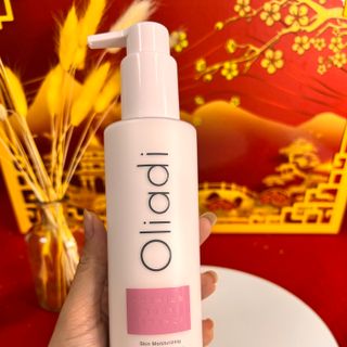 Kem trắng da Oliadi
