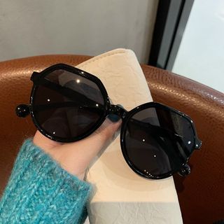 Chuyên sỉ mắt kình thời trang chống tia uv Xưởng may YoYo chuyên sỉ áo thun thái