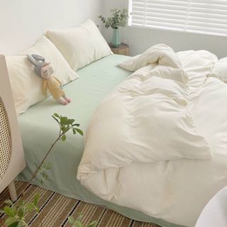 Bộ Chăn Ga Cotton Tici Cao Cấp CÓ CHĂN CHẦN BÔNG SẴN RUỘT BÊN TRONG Phong Cách Hàn Quốc Đủ Size Đủ Màu