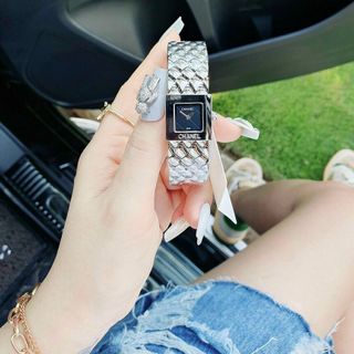 ĐỒNG HỒ THỜI TRANG VUÔNG MlNI CAO CẤP SALE