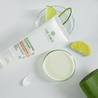 Sữa rửa mặt sáng da và dưỡng ẩm chiết xuất sữa dê Truesky Glutathione Cleanser 50g